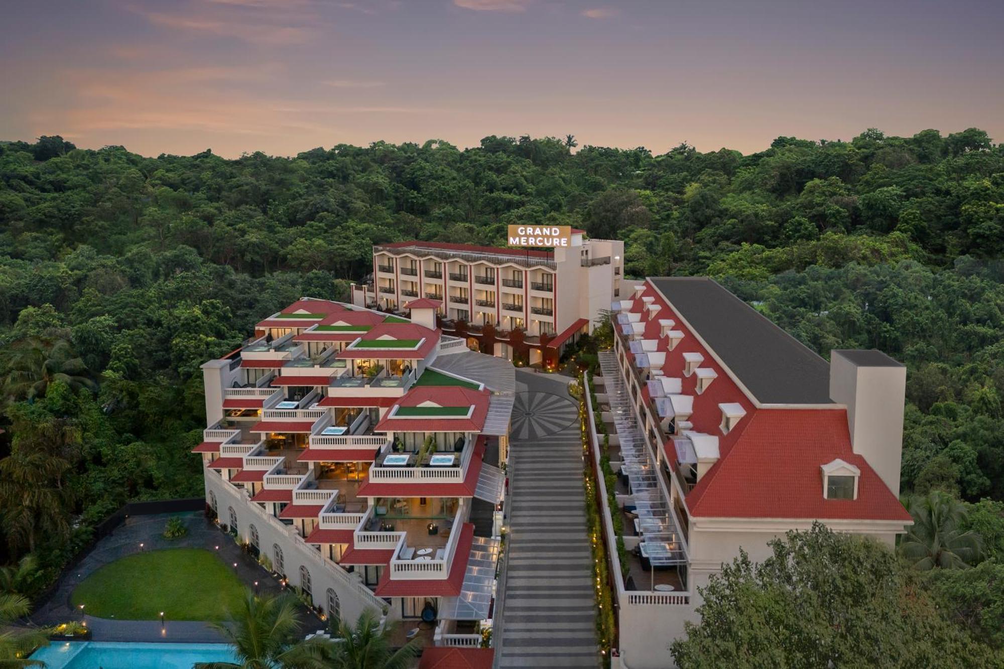 Grand Mercure Goa Candolim - An Accor Hotels Brand Exterior photo