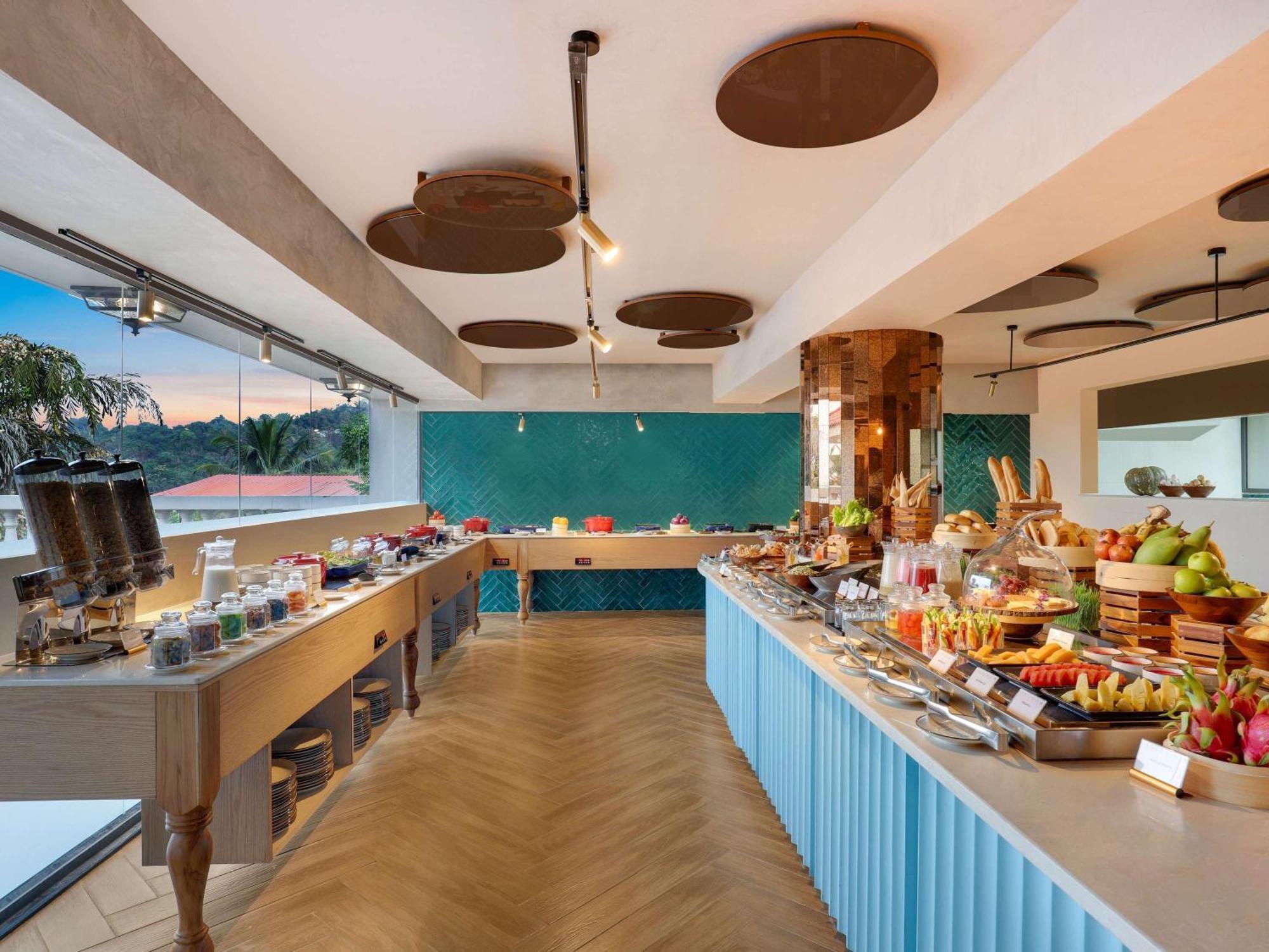 Grand Mercure Goa Candolim - An Accor Hotels Brand Exterior photo