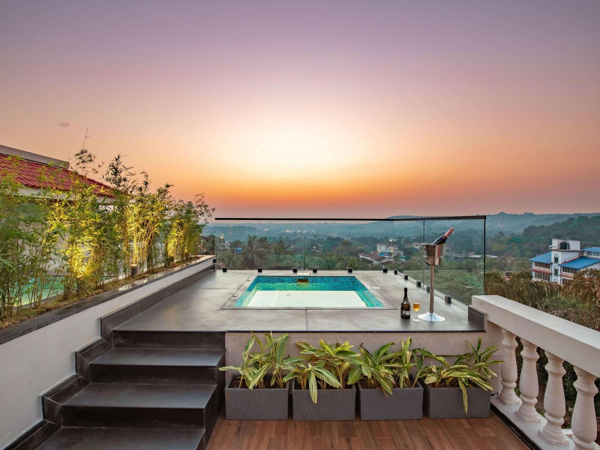 Grand Mercure Goa Candolim - An Accor Hotels Brand Exterior photo