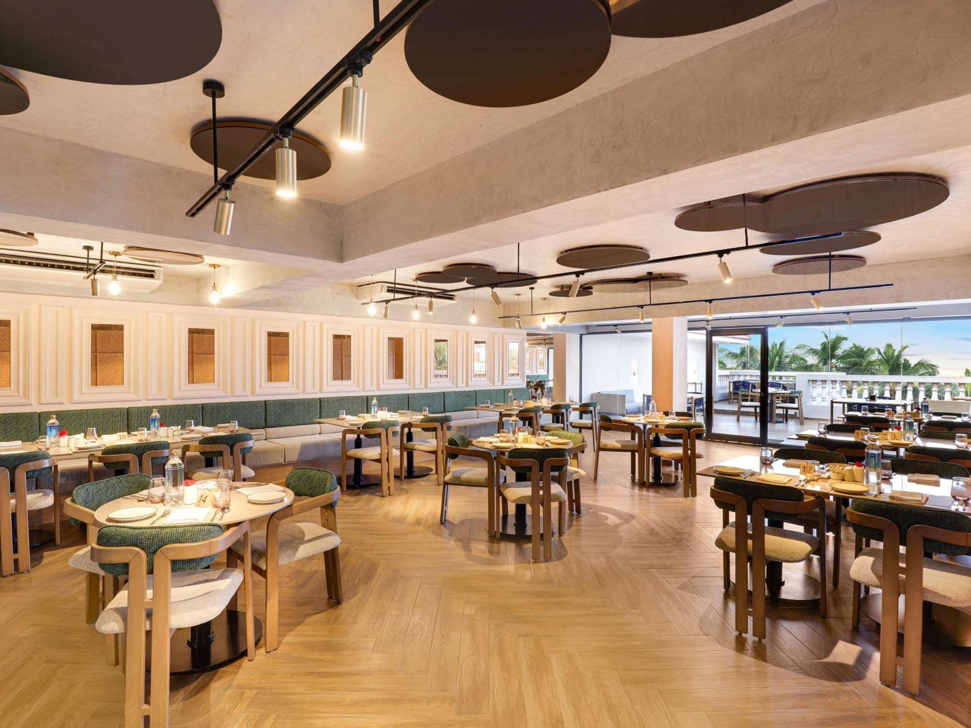 Grand Mercure Goa Candolim - An Accor Hotels Brand Exterior photo