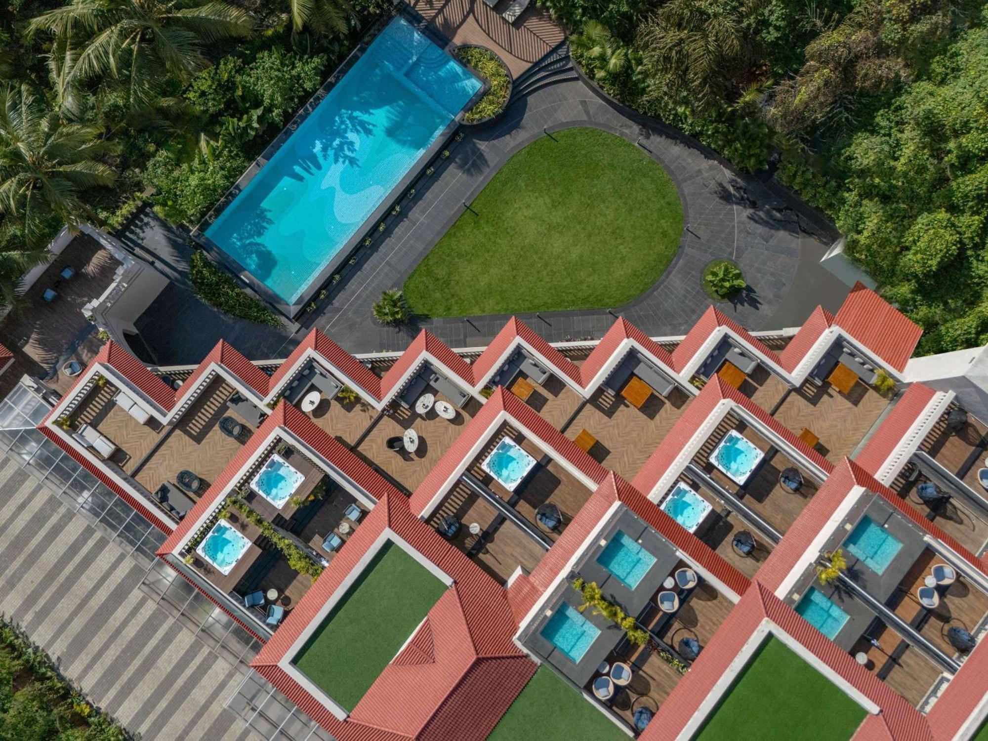 Grand Mercure Goa Candolim - An Accor Hotels Brand Exterior photo